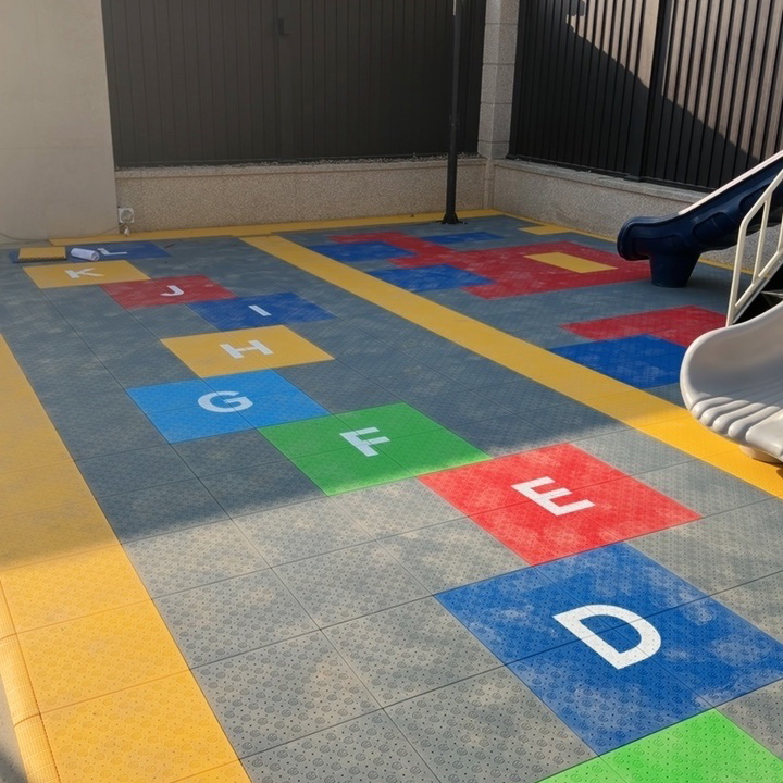 Professional Interlocking PP M - Outdoor Sport Floor Tiles review and price