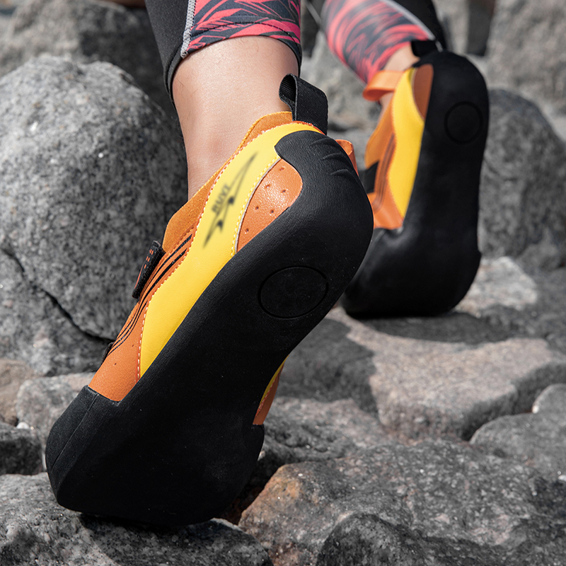 Beginners Bouldering Sneakers  - Climbing Shoe Beginner review and price